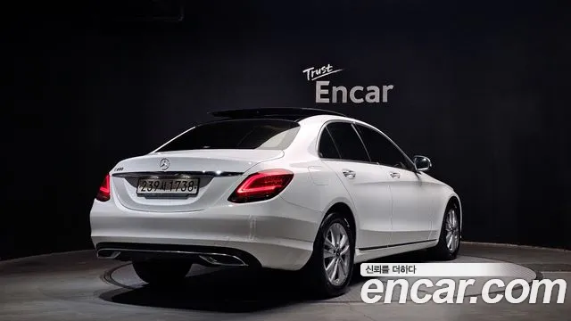 Mercedes-Benz C-Class 2020 — фото 2