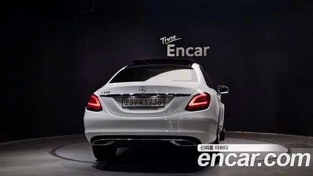 Mercedes-Benz C-Class 2020 — фото 4