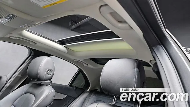 Mercedes-Benz C-Class 2020 — фото 19