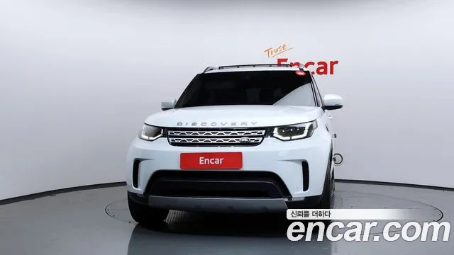 Land Rover Discovery 2017 — фото 3