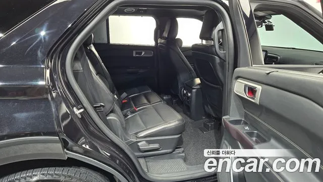 Ford Explorer 2020 — фото 12
