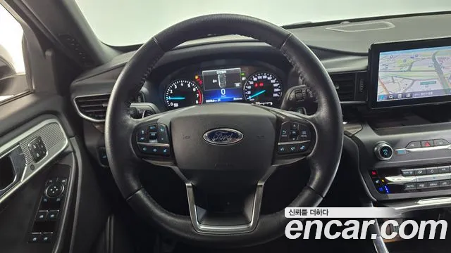 Ford Explorer 2020 — фото 13