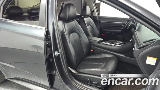 Hyundai Sonata 2021 — фото 10