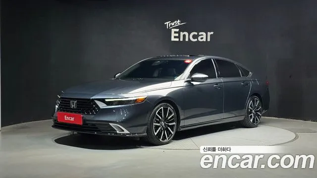 Honda Accord 2023 — фото 1