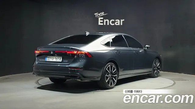 Honda Accord 2023 — фото 2