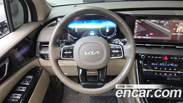 Kia Canival 2023 — фото 13