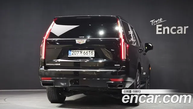 Cadillac Escalade 2023 — фото 4