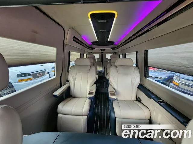 Mercedes-Benz Sprinter 2022 — фото 16