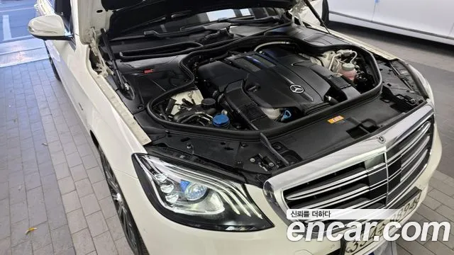Mercedes-Benz S-Class 2020 — фото 6