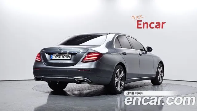 Mercedes-Benz E-Class 2018 — фото 2