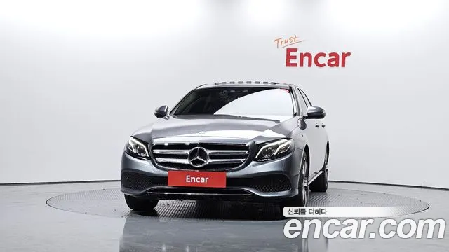 Mercedes-Benz E-Class 2018 — фото 3