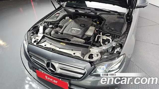 Mercedes-Benz E-Class 2018 — фото 6