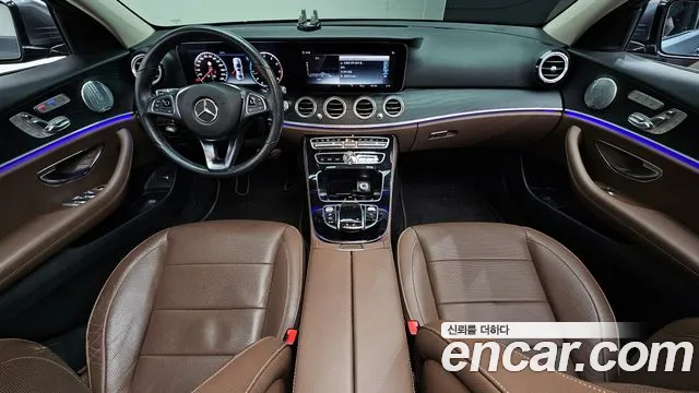 Mercedes-Benz E-Class 2018 — фото 7