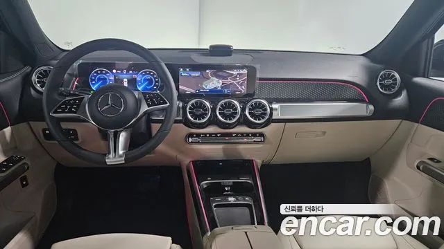 Mercedes-Benz EQB 2026 — фото 15