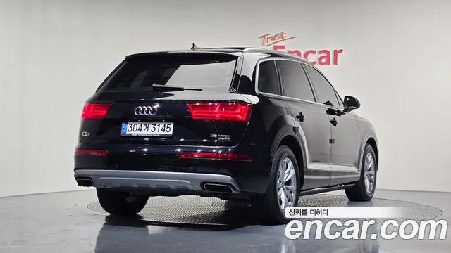 Audi Q7 2019 — фото 2