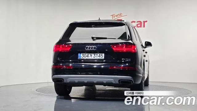 Audi Q7 2019 — фото 4