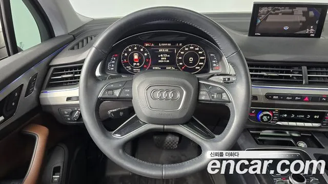 Audi Q7 2019 — фото 13