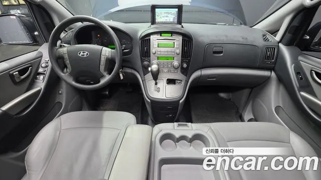 Hyundai Starex 2014 — фото 7