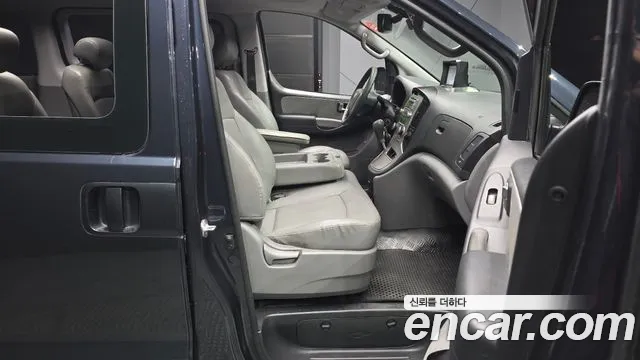 Hyundai Starex 2014 — фото 11