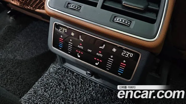Audi A6 2021 — фото 18