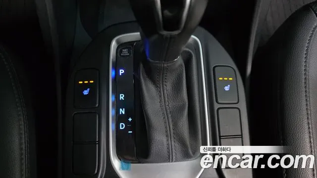 Hyundai Santafe 2016 — фото 18