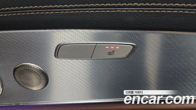 Mercedes-Benz E-Class 2021 — фото 19