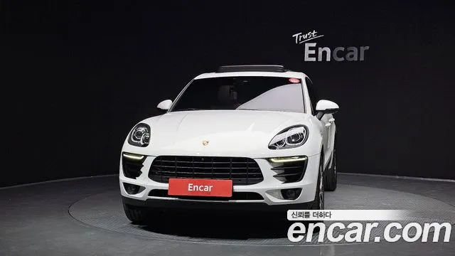 Porsche Macan 2017 — фото 3