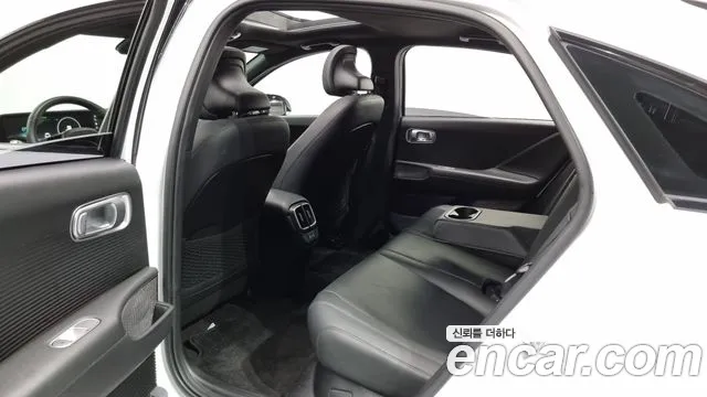 Hyundai Ioniq6 2023 — фото 12
