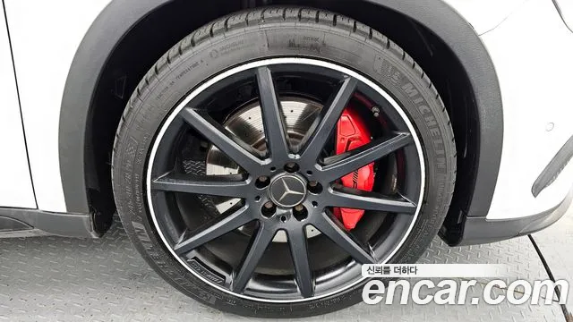 Mercedes-Benz GLA-Class 2017 — фото 5