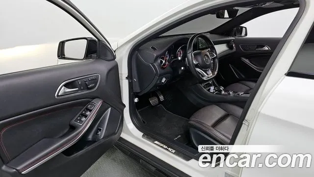 Mercedes-Benz GLA-Class 2017 — фото 10