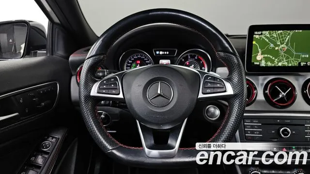 Mercedes-Benz GLA-Class 2017 — фото 13