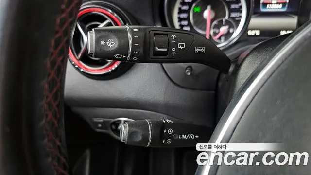Mercedes-Benz GLA-Class 2017 — фото 14