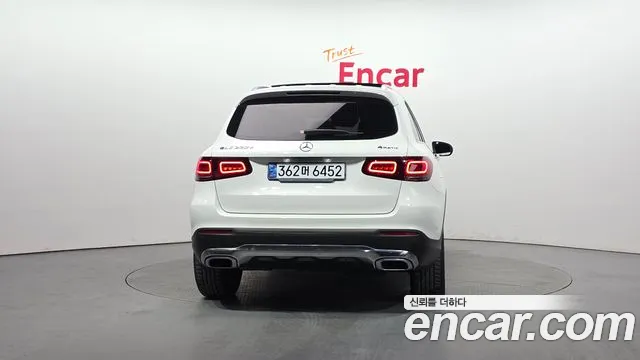 Mercedes-Benz GLC-Class 2022 — фото 4