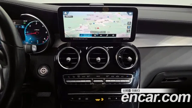 Mercedes-Benz GLC-Class 2022 — фото 14