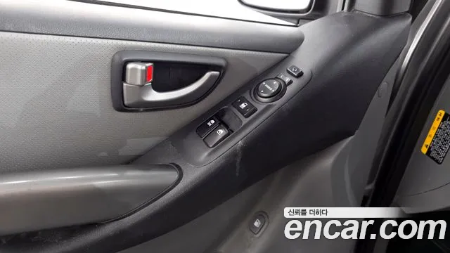 Hyundai Starex 2021 — фото 13