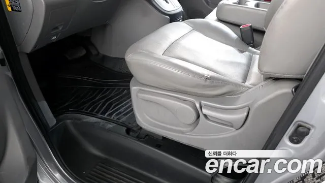 Hyundai Starex 2021 — фото 14