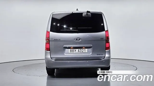 Hyundai Starex 2018 — фото 4