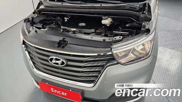 Hyundai Starex 2018 — фото 6