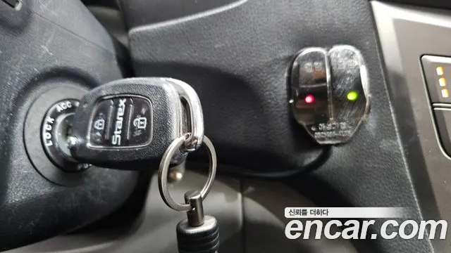 Hyundai Starex 2019 — фото 18