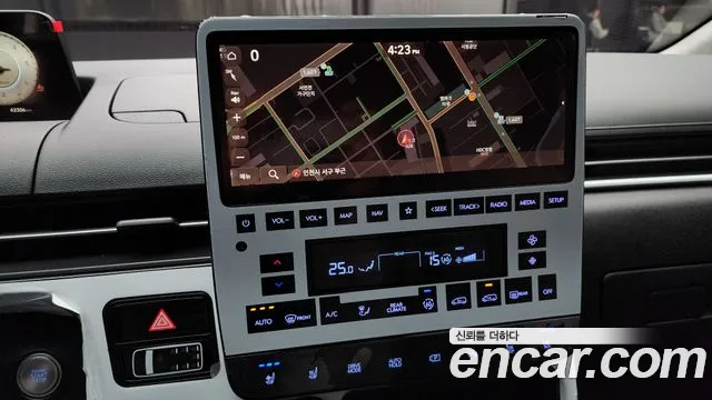 Hyundai Staria 2022 — фото 14