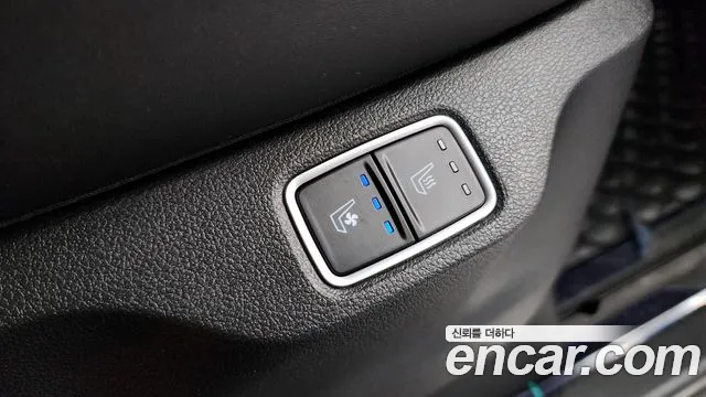Hyundai Staria 2022 — фото 19