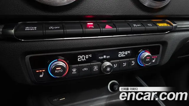 Audi A3 2018 — фото 17