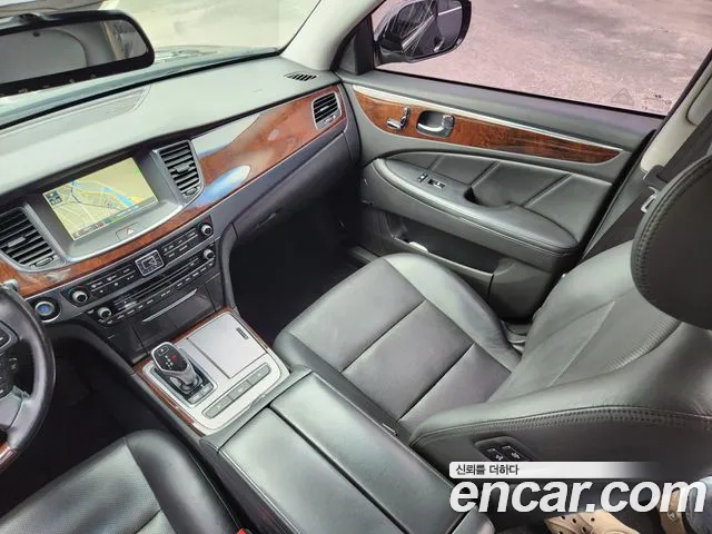 Hyundai Equus 2013 — фото 16