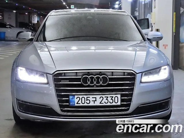 Audi A8 2015 — фото 2