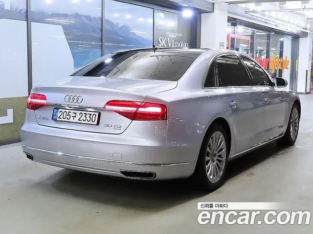 Audi A8 2015 — фото 4