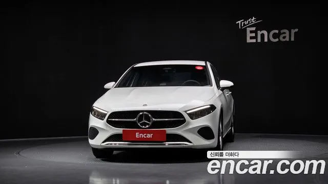 Mercedes-Benz A-Class 2025 — фото 3