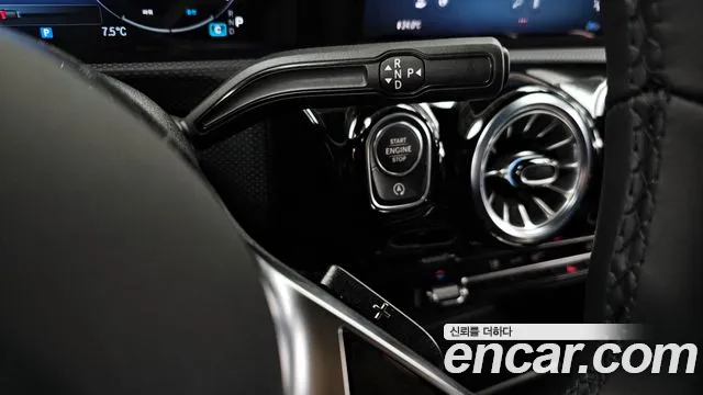 Mercedes-Benz A-Class 2025 — фото 9
