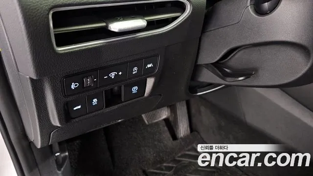 Hyundai Sonata 2020 — фото 16