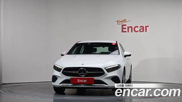 Mercedes-Benz A-Class 2025 — фото 3