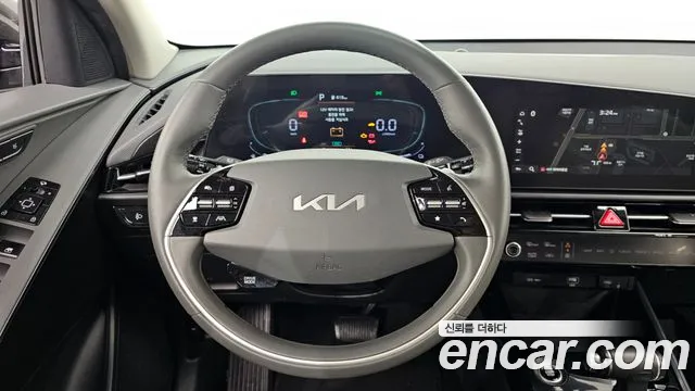 Kia Niro 2022 — фото 13